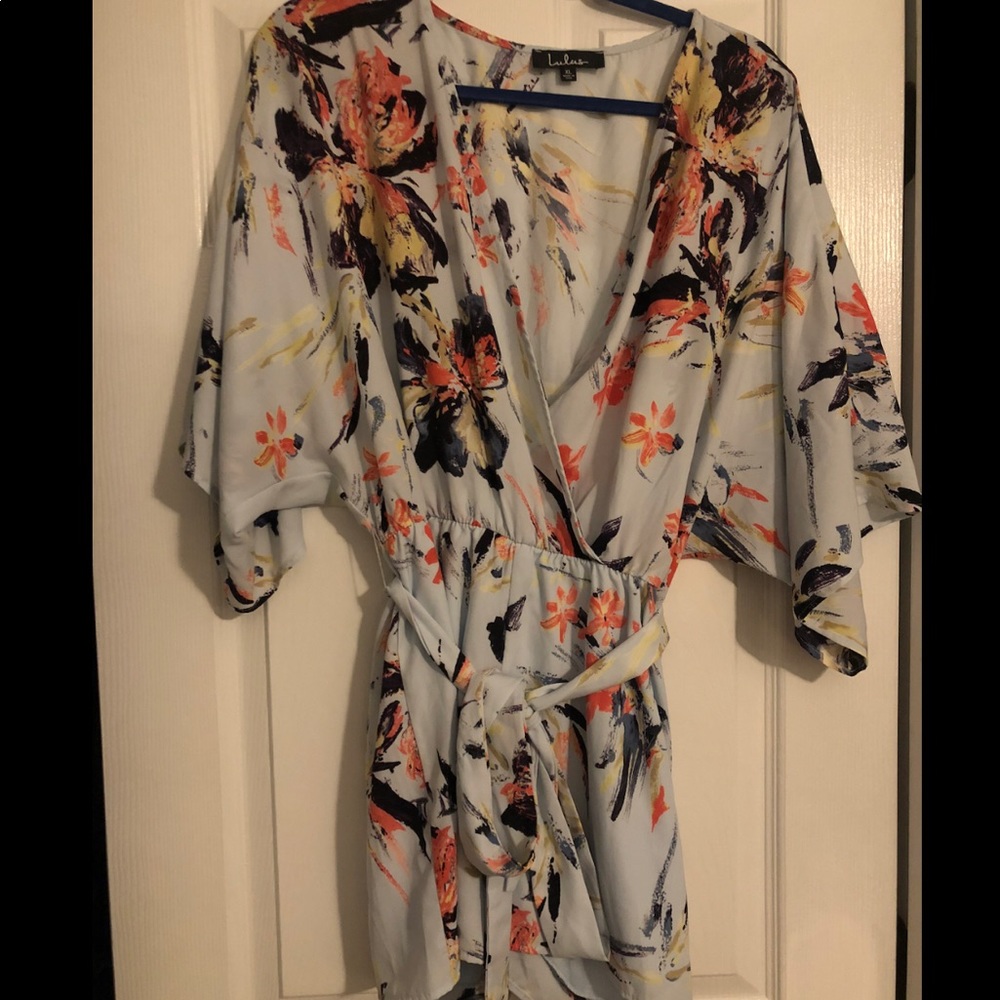 Lulu’s kimono romper XL floral multicolor